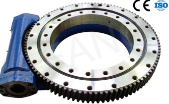 Slewing bearing for industry machinery
