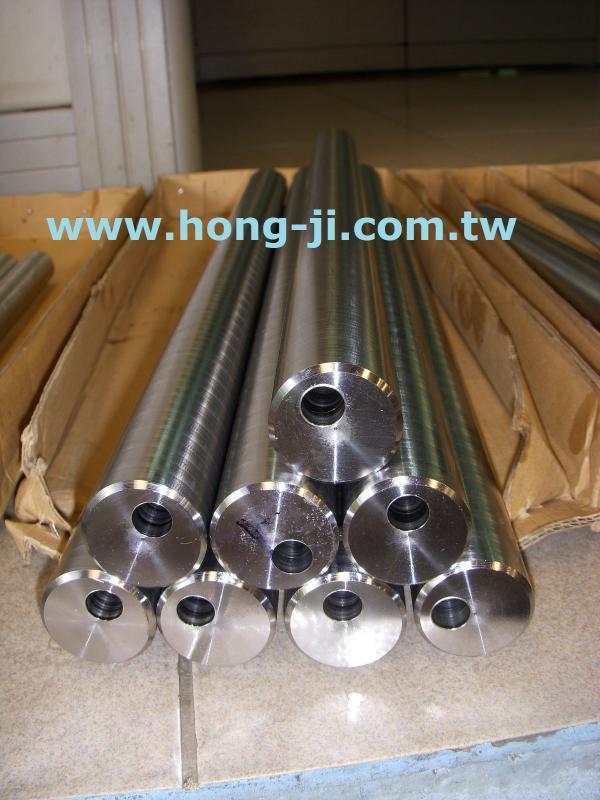 Drilling Sample: Generator shafts