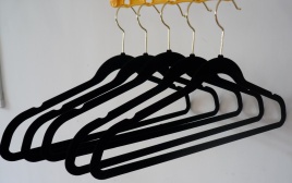 velvet hangers