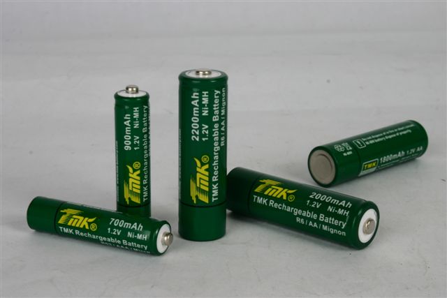 AA battery