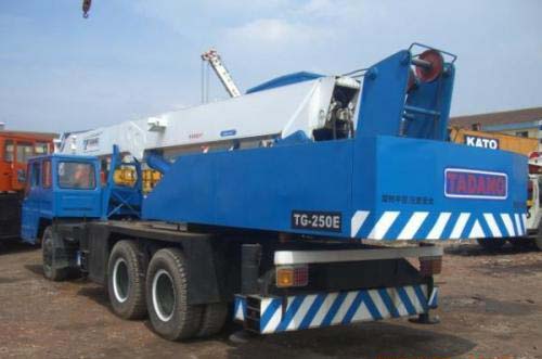 25T TADANO Crane TG-250E