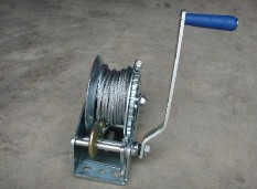 1200lbs hand winch