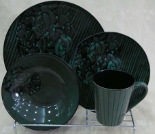 Dinnerware Sets