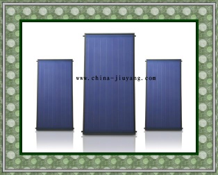 Split flat plate solar water collecor