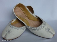 Indian Handmade bridal fashion leather khussa footwear