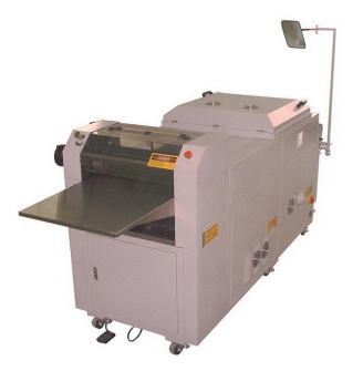 small format uv coating machine