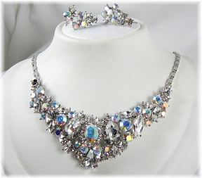 fashion necklace