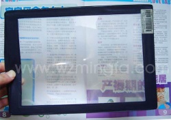 magnifier of black frame