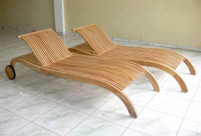 Le-Coupen lounger