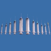 Disposable syringe set