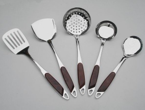 kitchenware