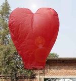 heart shape sky lantern