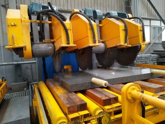 Curbstone Edge Cutting Machine