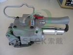 Pneumatic strapping machine