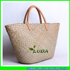 straw tote bag