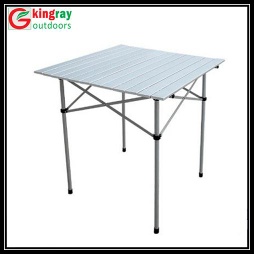 Aluminum folding table