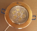 led spot light