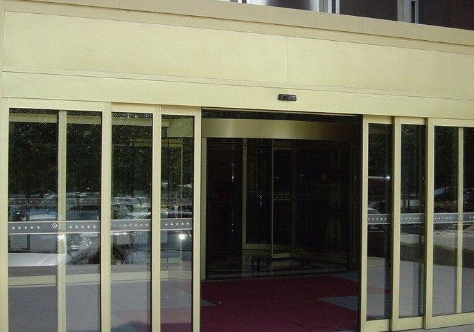 telescopic auto door