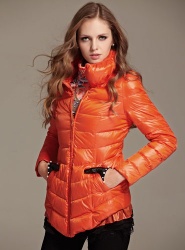 2012 New Elegance High Collar Slim Inlay Lace Down Jacket