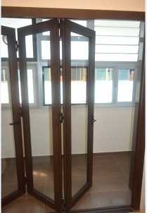 Aluminium Folding Door