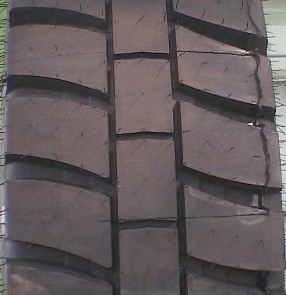 37.00R57 giant otr mining tire for komatsu 930E 730E 830E CAT 789 CAT793