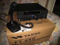 FT-950 HF+6 TRANSCEIVER