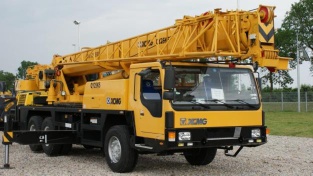 truck crane