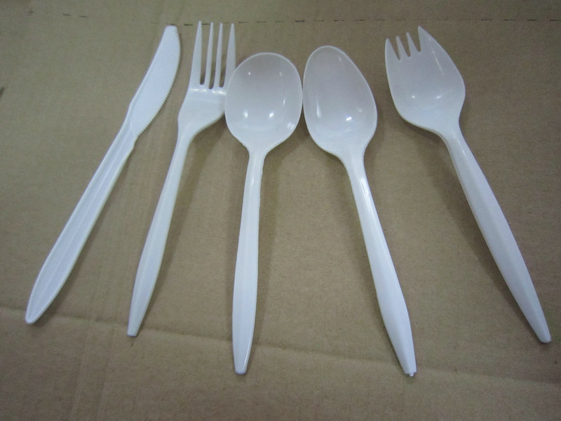 plastic cutlery