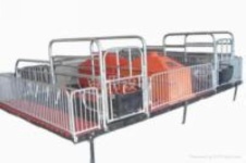 pig farrowing pen