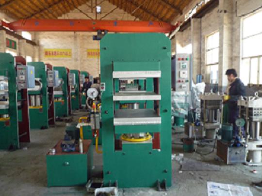 plate vulcanizing machine