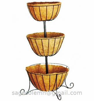 3-tierd wrought iron garden planter