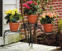 Metal garden plant stand