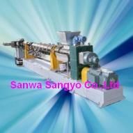 Plastic extruder