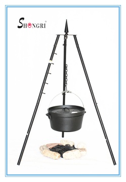 Tripod bbq grill with pot