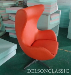 Arne Jacobsen ball egg chair