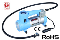 DC12V Portable Car Air Compressor with Light and Pressure Control/Car Tire Pump/Car Inflator TH20J