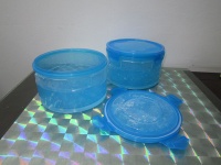 Plastic double wall food container keep cool