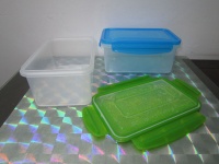 Plastic double wall food container keep cool