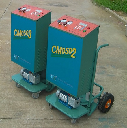 CM05 Refrigerant recovery machine