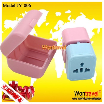 universal travel adapter