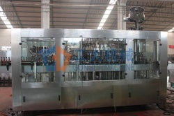 Isobaric pressure filling machine with double heads