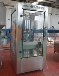 Negative pressure filling machine