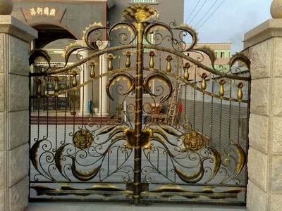 Iron gate