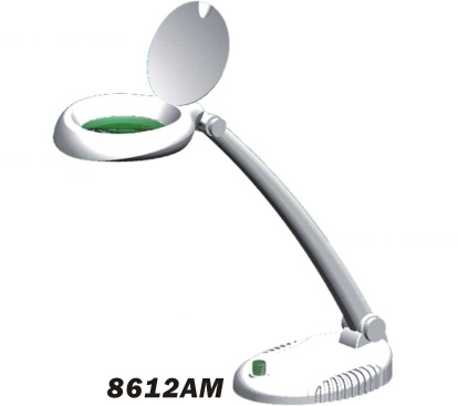 magnifying lamp