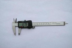 Digital calipers