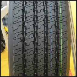 radial truck tire