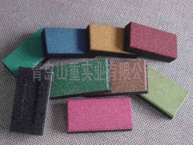 rubber brick / paver