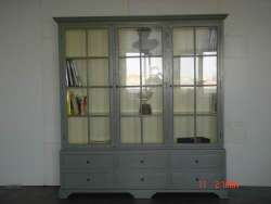 display cabinet