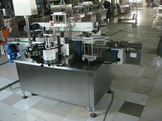 Labeling machine